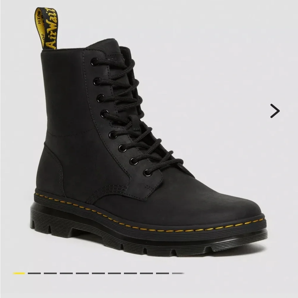 DR. MARTENS COMBS LEATHER CASUAL BOOTS - Picture 3 of 16